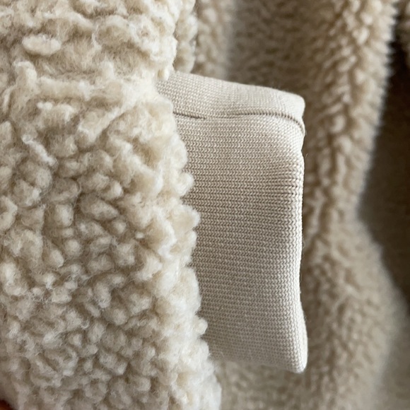 H&M Teddy Coat - Picture 5 of 6